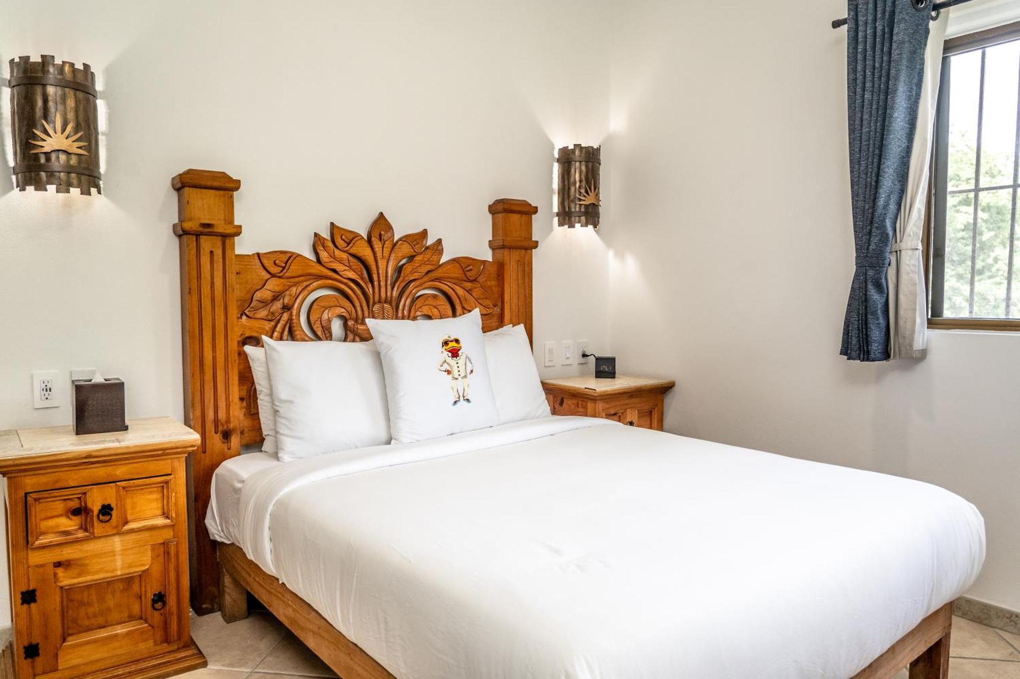 5 Frogs Hotel Bucerias Bagian luar foto