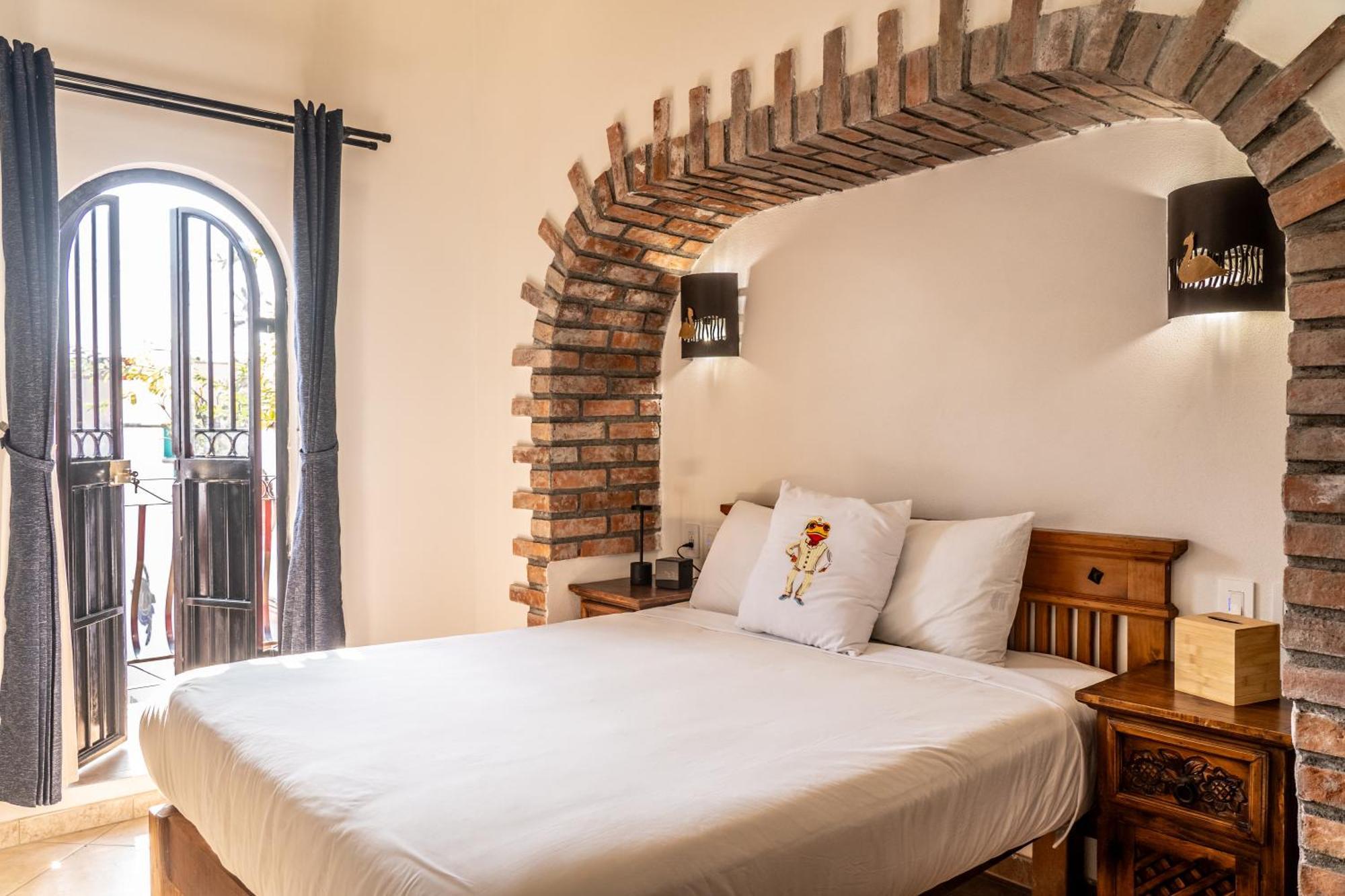 5 Frogs Hotel Bucerias Bagian luar foto