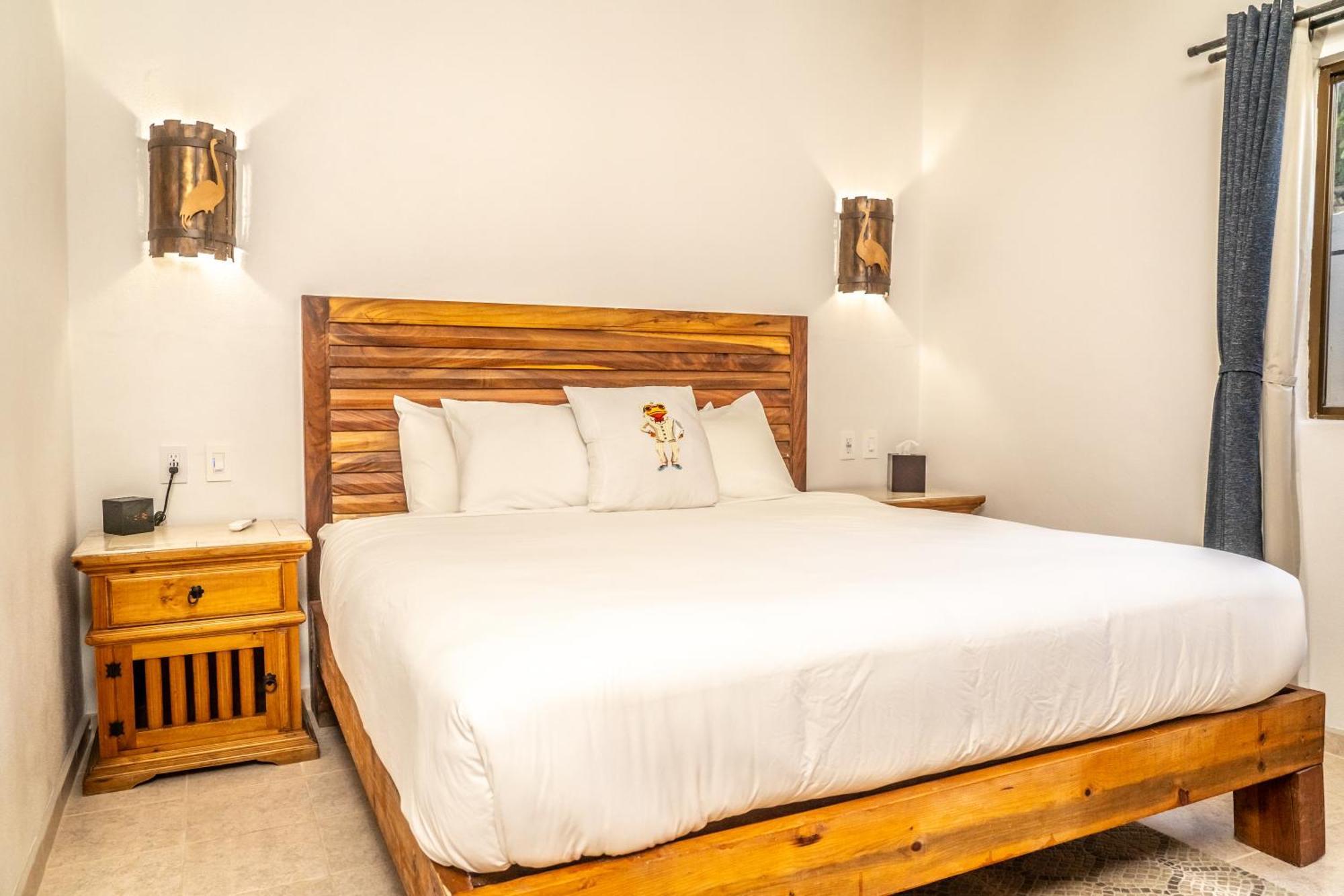 5 Frogs Hotel Bucerias Bagian luar foto